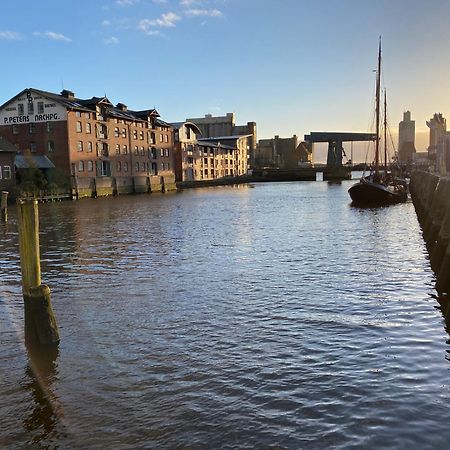 Simmerdeis Am Hafen Хузум Экстерьер фото