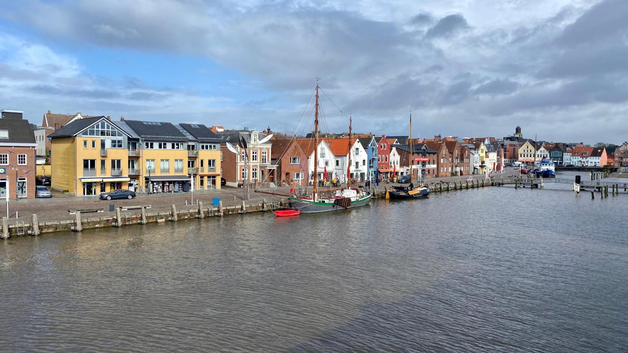 Simmerdeis Am Hafen Хузум Экстерьер фото