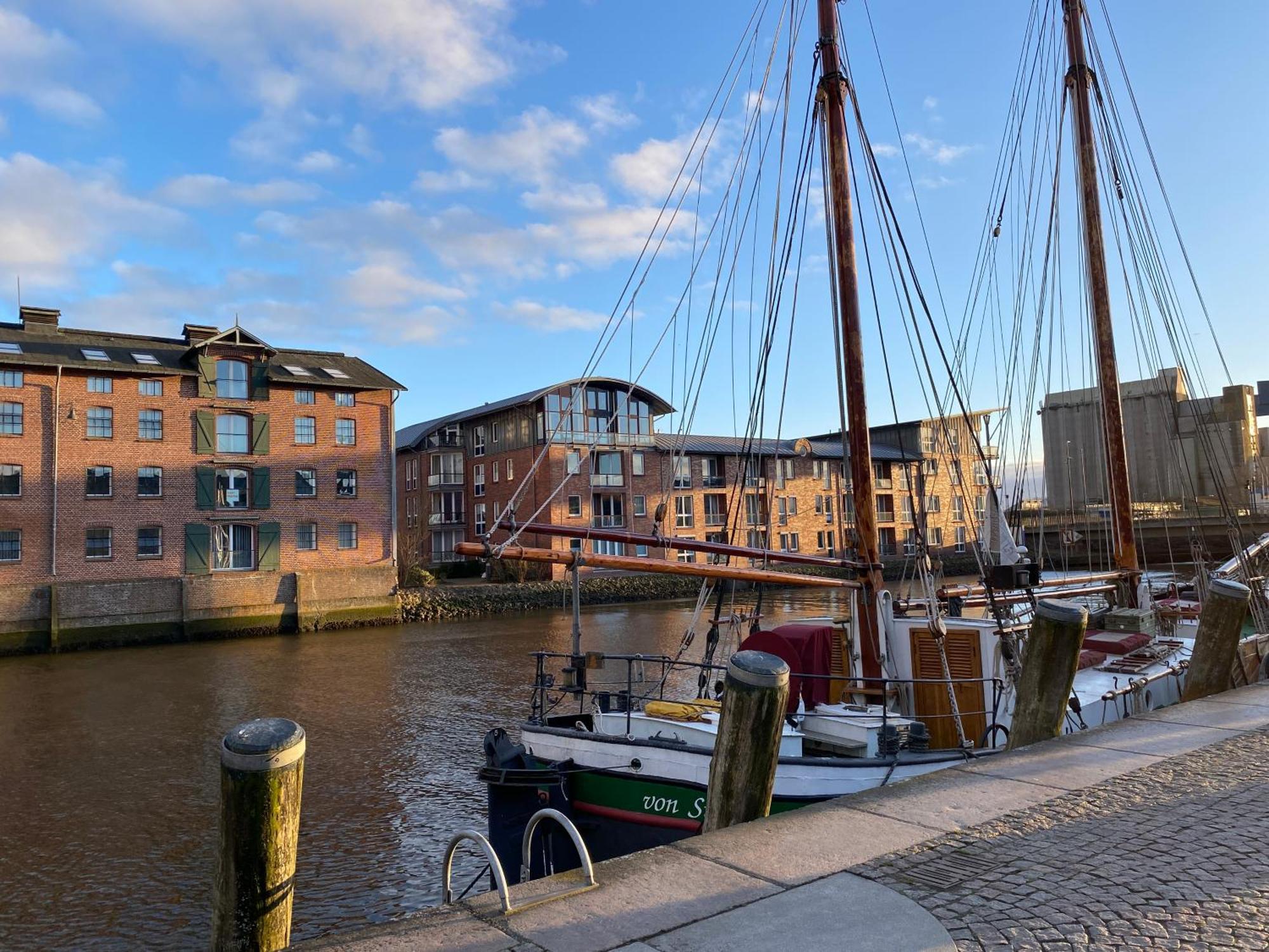 Simmerdeis Am Hafen Хузум Экстерьер фото